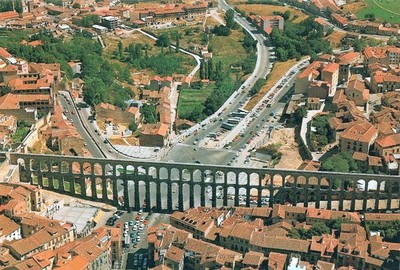 AK Aquädukt Viaduktbrücke Bogenbogenbrücke Arkade Betonbrücke AA15237