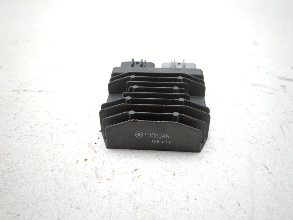17-25 Honda Rebel 500 CMX500 Voltage Regulator Rectifier FH020AA - Image 3 of 4