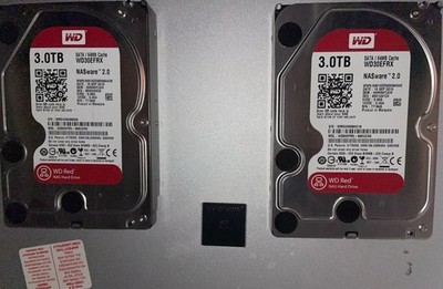 Lot of 2 Western Digital WD Red 3TB NAS HDD 3.5'' SATA 6 Gb/s 5400RPM  - WD30EFRX