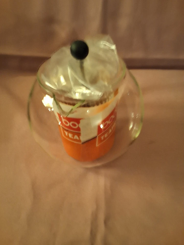 Bodum Assam Teapot, Tea Press, 34 oz Tea Pot - Image 4 of 4