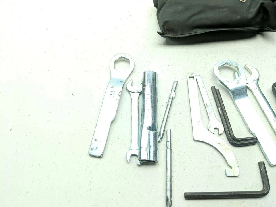 Kit de herramientas 99-05 Kawasaki ZR750 ZR7S Foto 4 de 4