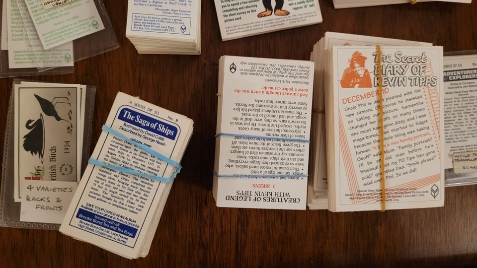 JOB LOT BROOKE BOND PG TIPS TEA CARDS INCLUDING ERRORS AND RARITIES. - Image 3 of 4