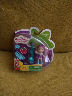 Strawberry Shortcake Plum Pudding Doll 2010 NEW BOX