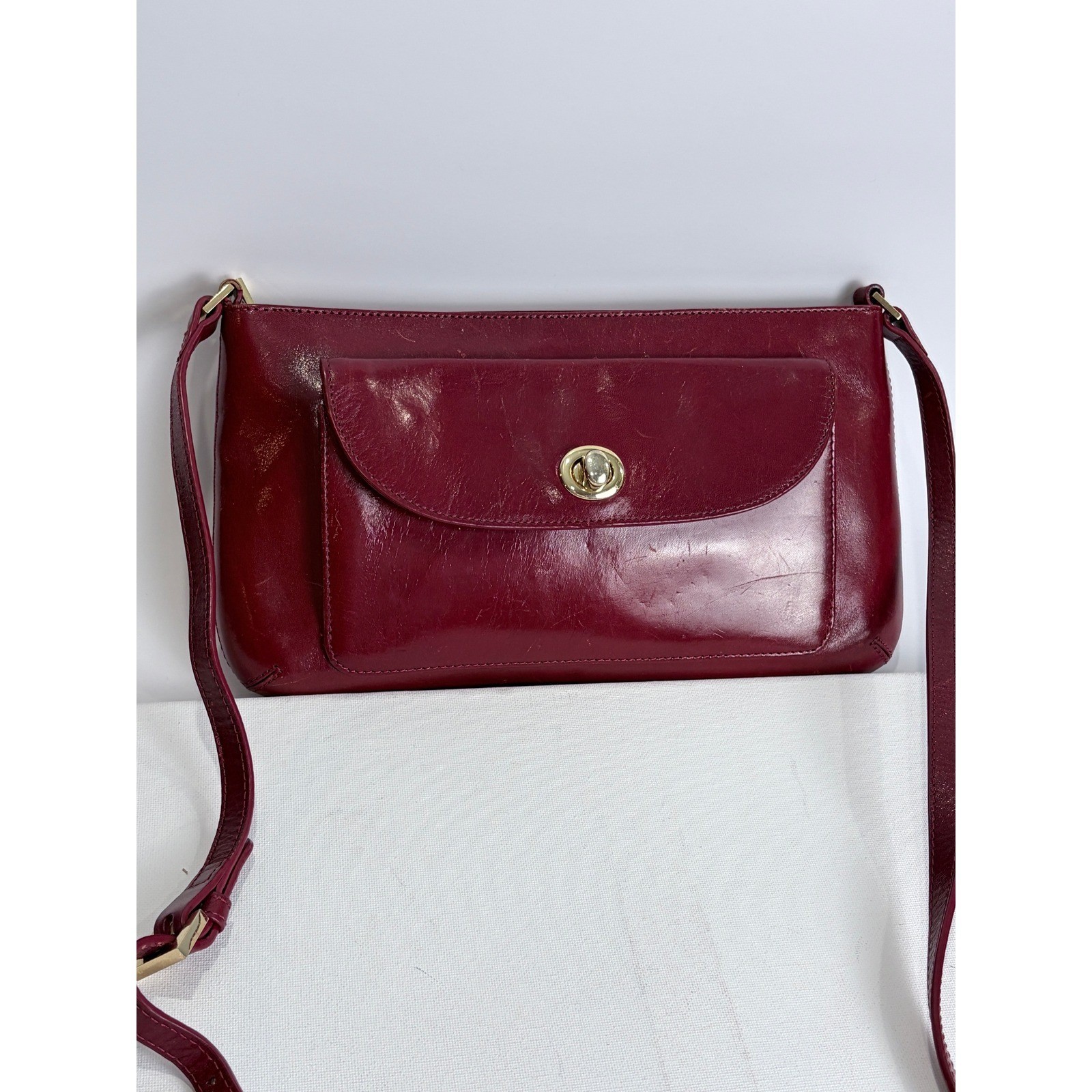 Vintage HOBO International Red Leather Crossbody Polished Statement Shoulder Bag