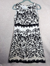 Tahari Arthur S. Levine Black White Floral Satin A-Line Dress Knee Lined sz 8