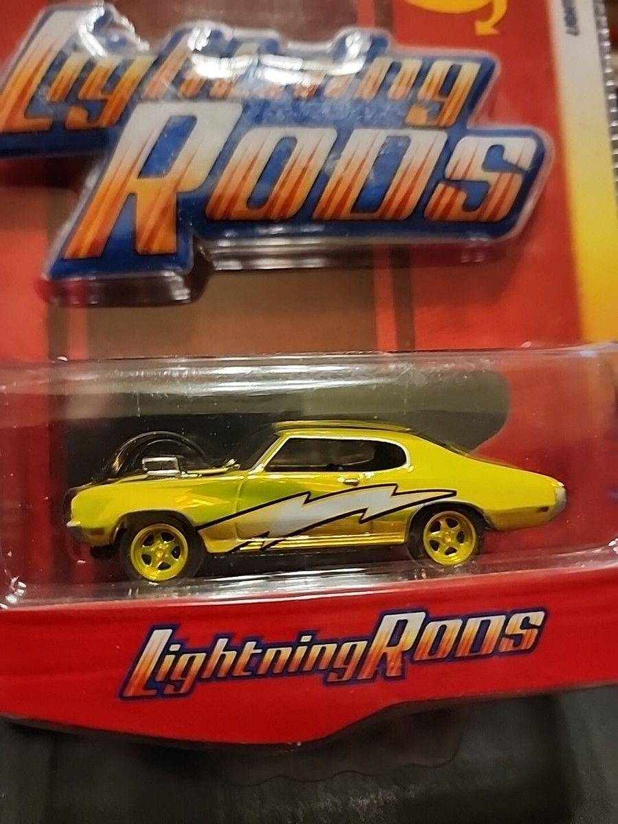 Johnny Lightning Lightning Rods R2 '71 Buick GSX Neon Yellow