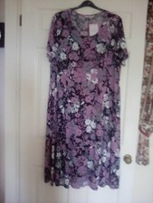 New Julipa Pink /White Floral Maxie Dress Size 24