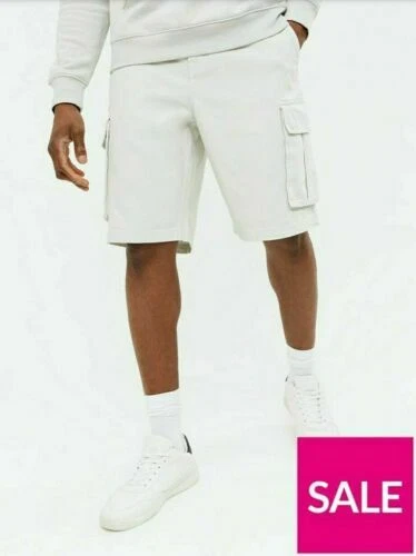 New Look Men Loose Fit Twill Cargo Shorts Light Grey Size 32R 81cm
