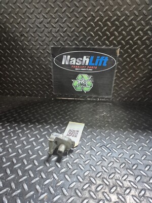 26631-13130-71	BRACKET	FITS TOYOTA 266311313071	GOOD USED	HBU1:286