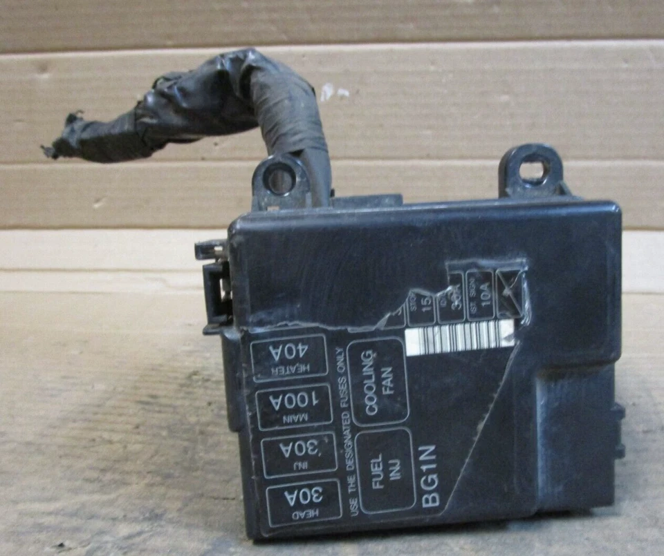 96 97 1996 1997 Mazda Protege Engine Fuse Box Relay Junction Block — 第 2/4 张图片