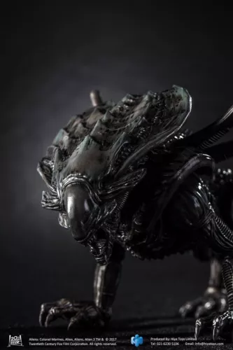 Hiya Toys L0012 Aliens - Colonial Marines Xenomorph Crusher 1/18 Action Figure