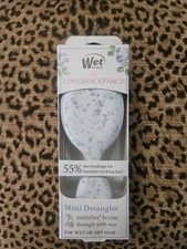 LoveShackFancy x Wet Brush MINI Detangler Hair Brush - English Ivy Blue IN HAND