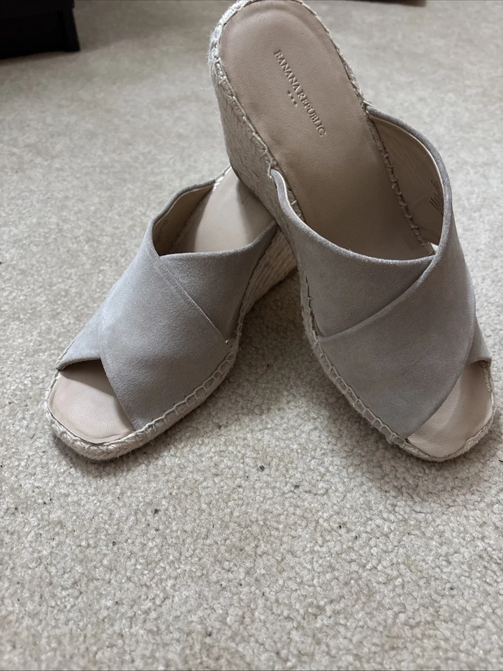 Banana Republic, cuña Aspire, sandalia, color, arena, talla 9 Foto 3 de 4