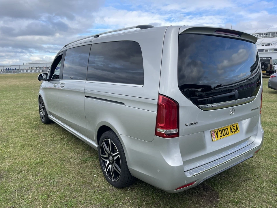 Mercedes V Class AMG Line PCO Ready , November 2018 Extra Long - Image 4 of 4