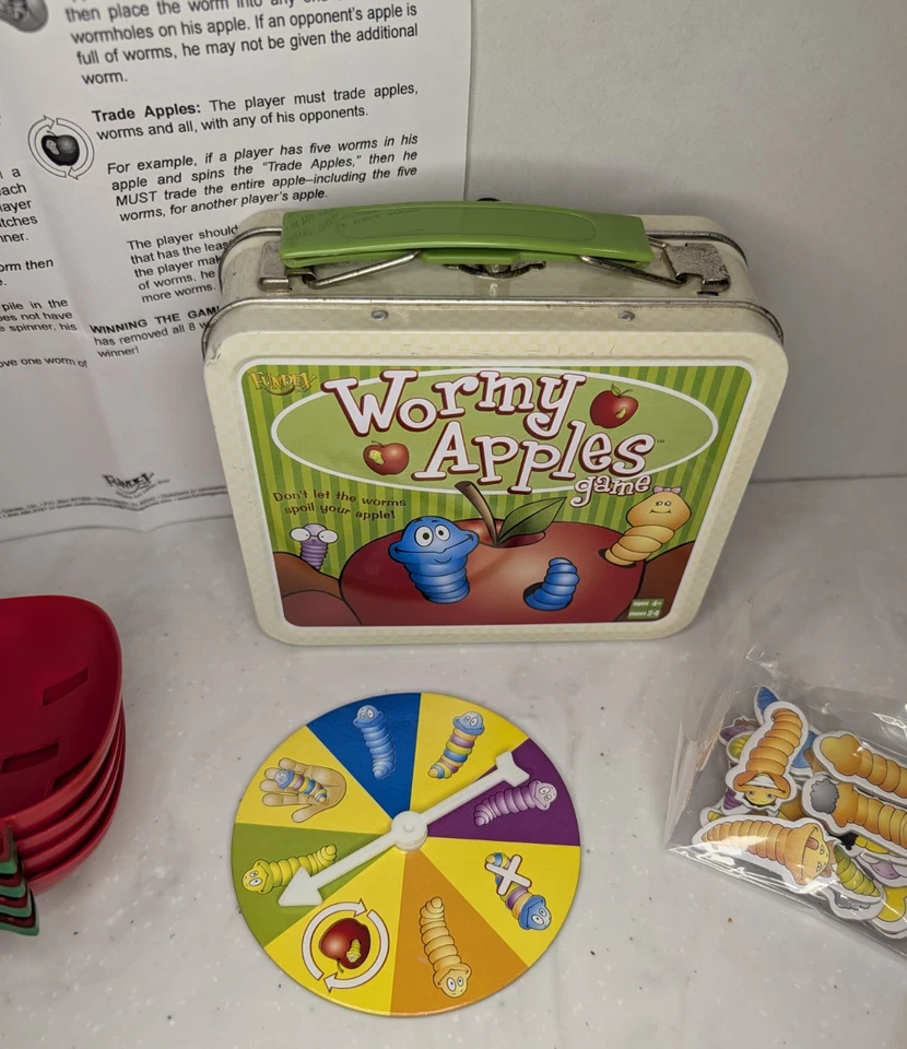 Fundex 2004 Wormy Apples Game in Tin Box Complete - Image 3 of 4