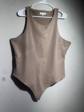 Women  s Good American Beige Bodysuit size 6/3XL. Plus Size"
