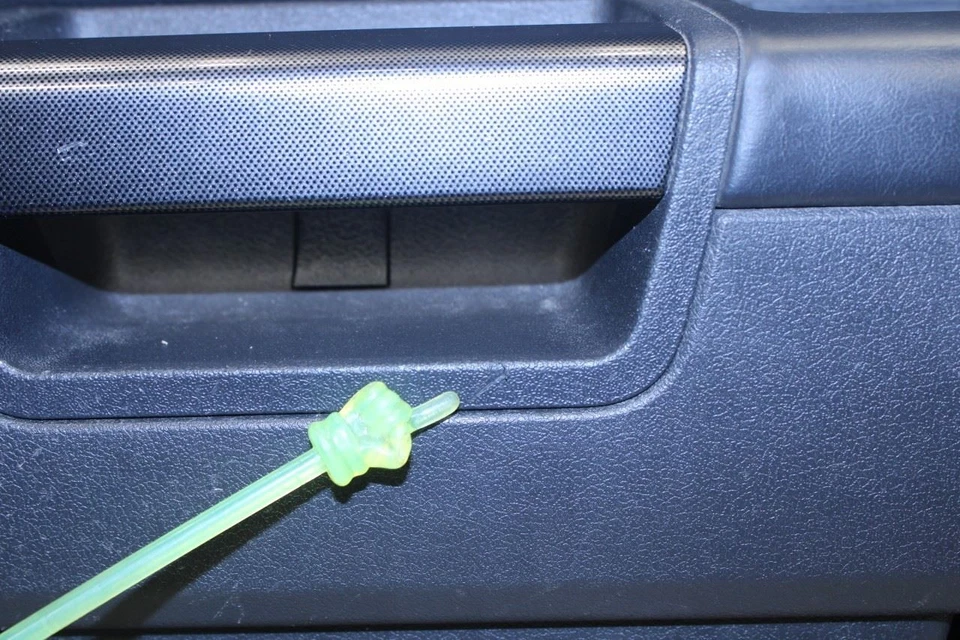 Отделочная панель передней левой водительской двери 2 двери для Dodge Challenger 2011-2014 годов выпуска 1GK011DVAL - Изображение 3 из 4