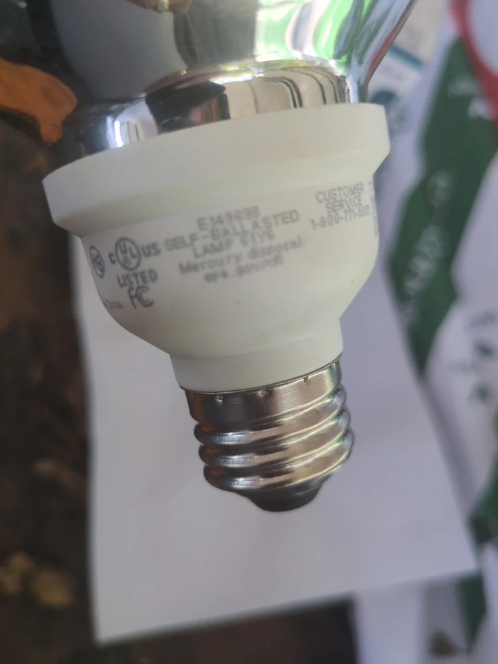 TCP 16 Watt = 65W PAR38 2700K 1P3816 CFL Flood Lamp 850L  - Image 3 of 4