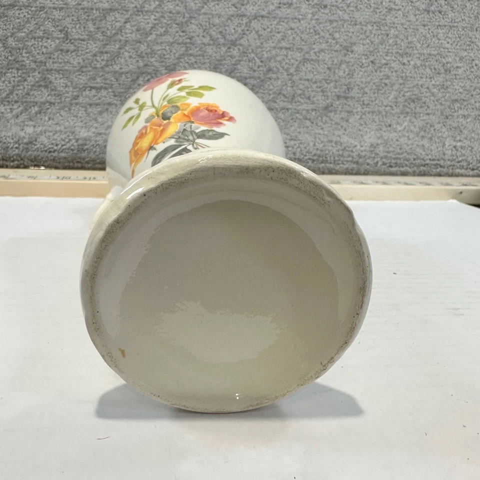 Jarrón vintage de porcelana crema floral rosas borde dorado mango decoración del hogar Foto 4 de 4