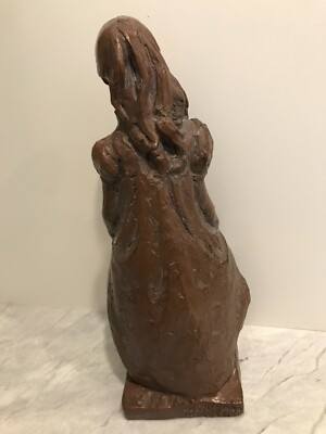 Vintage Sculpture Young Girl Signed Austin Prod. Inc. 1973 12 1/4