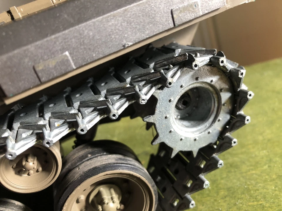 Heng long 1/16 RC: tank US M41 Walker Bulldog Amewi Edition, Metal + Wood Box - Photo 4/4