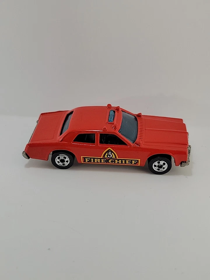 De colección Hot Wheels 1977 Fire Chaser #5, #2639, Dodge, Hong Kong, como nuevo con tarjeta Foto 3 de 4