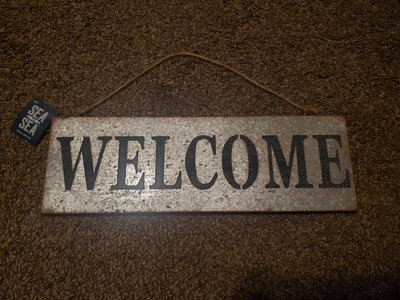 Welcome sign