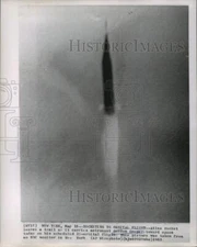 1963 Press Photo Atlas Rocket Launching Faith 7 Space Capsule at Cape Canaveral