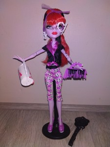operetta doll