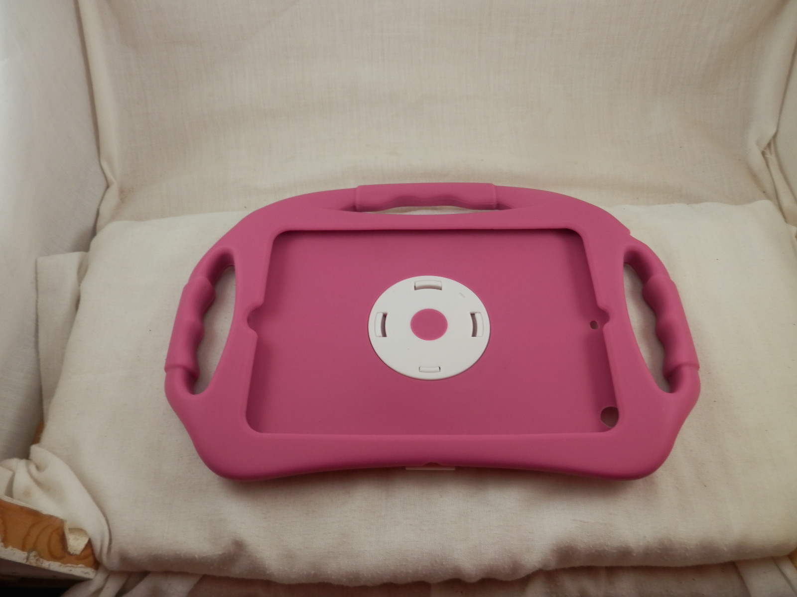 Tablet holder stand up protector carrier car seat soft vinyl pink 8