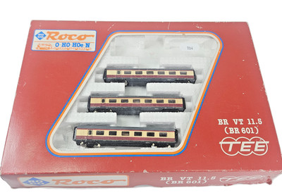 Roco Modell 02168 Spur N BR VT 11,5 BR 601 TEE 3x Reisezugwagen Box Modelleisenbahnen