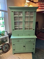 Antique Green Jelly Cabinet With Mullion Glass Doors 