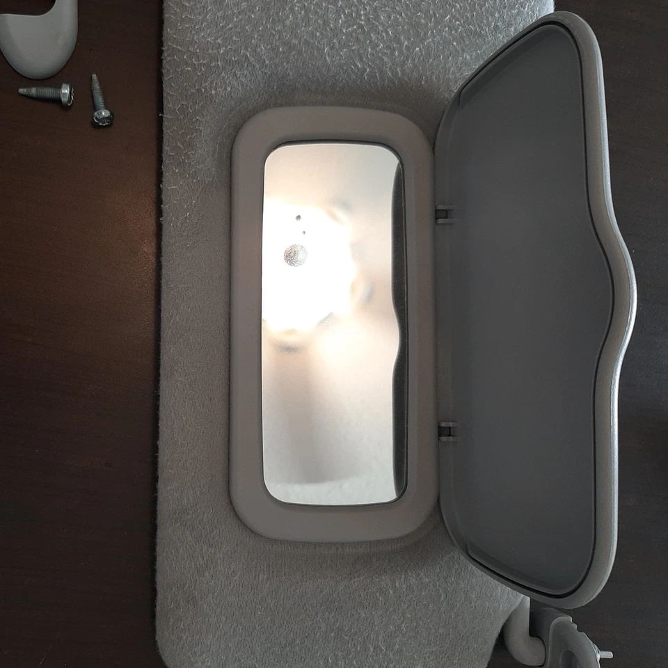 2001-2004 Honda Civic viseira solar cinza passageiro lateral espelho vaidade fabricante de equipamento original sem luz - Imagem 2 de 3