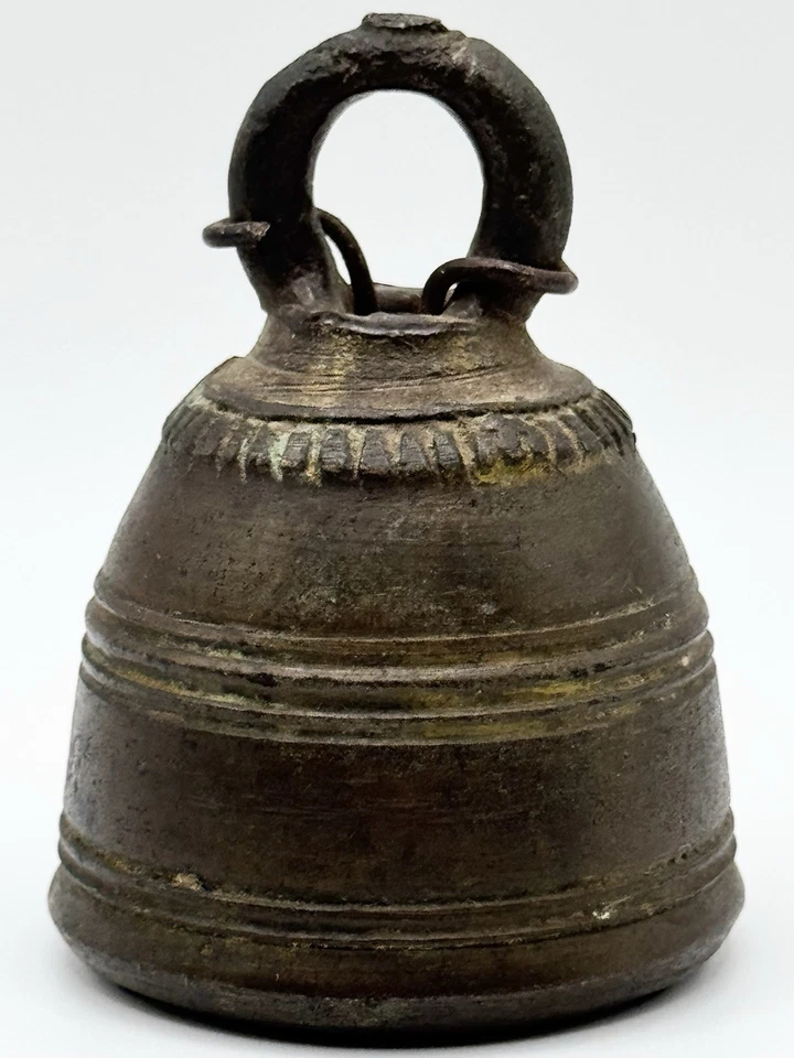 Antigua campana de templo de bronce del siglo XIX Birmania Myanmar Foto 4 de 4