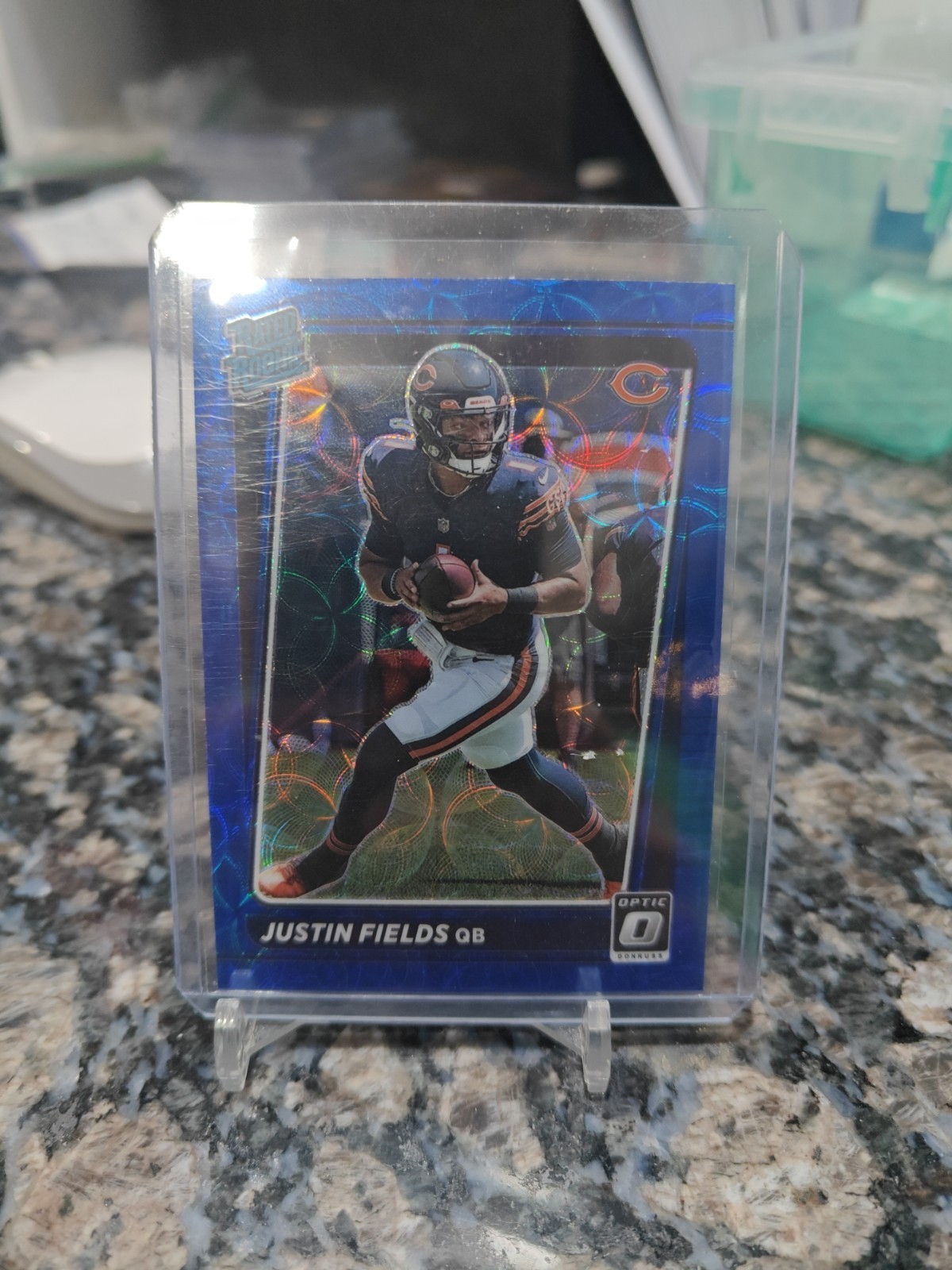 2021 Panini Donruss Optic -Rated Rookie Justin Fields #204 Blue Scope Prizm (RC)