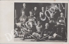 RPPC-Ice Hockey-Quebec Canada-Collegien Team-College-1919/1920-Real Photo-RP