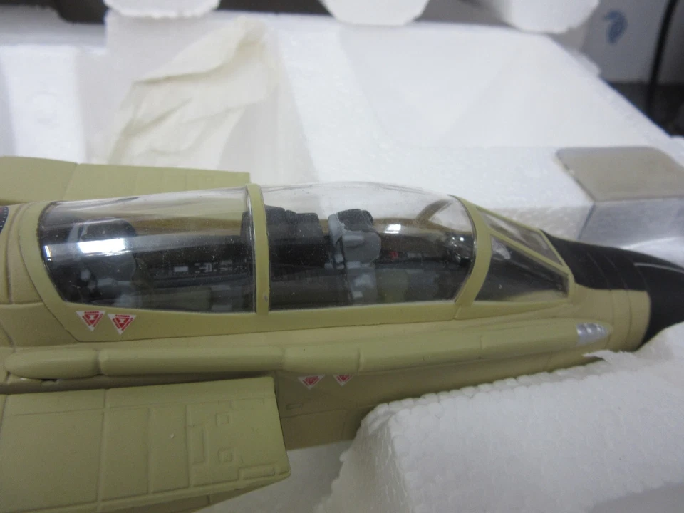 GR-Mk1 TORNADO avião colecionador fundido 1:48 avião militar armadura Reino Unido - Imagem 3 de 4