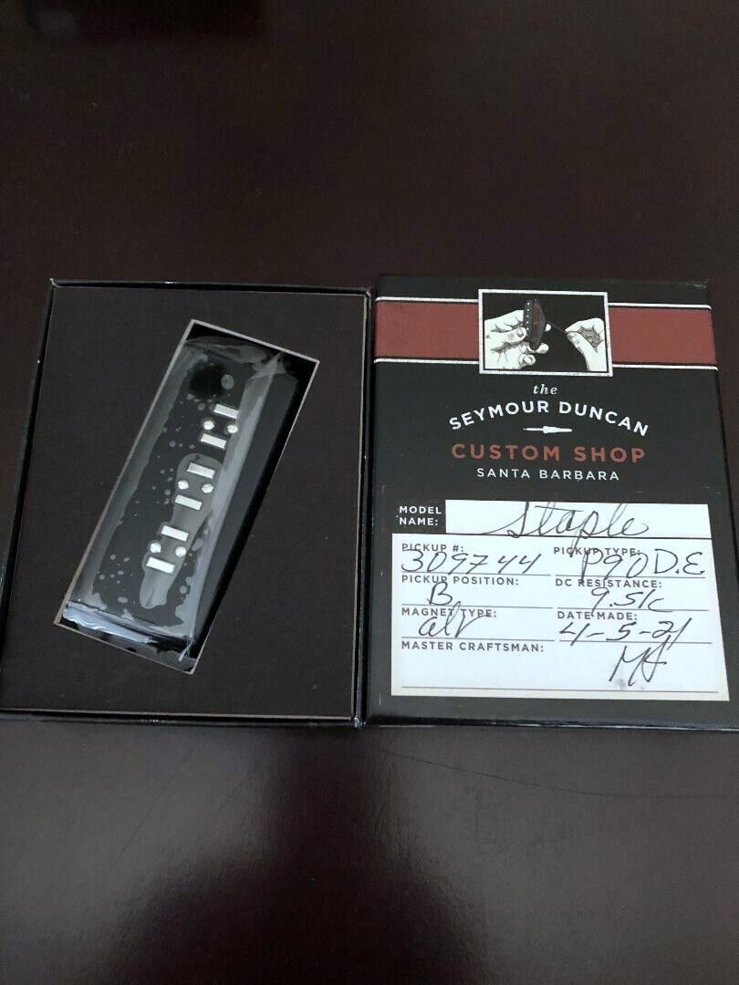 Seymour Duncan Custom Shop Dog Ear P-90 Silver Staple Bridge Seymour Duncan Custom Shop Dog Ear P-90 Silver Staple Bridge