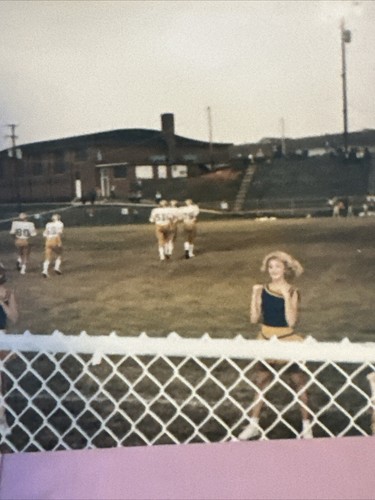 5) Vintage 1980s Photo Color Football Cheerleading Color - Picture 4 of 7
