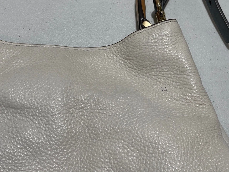 MICHAEL KORS KIP CUERO GUIJARRO BLANCO AZUL MARINO HOBO BOLSO BOLSO BOLSO FLORAL Foto 3 de 4