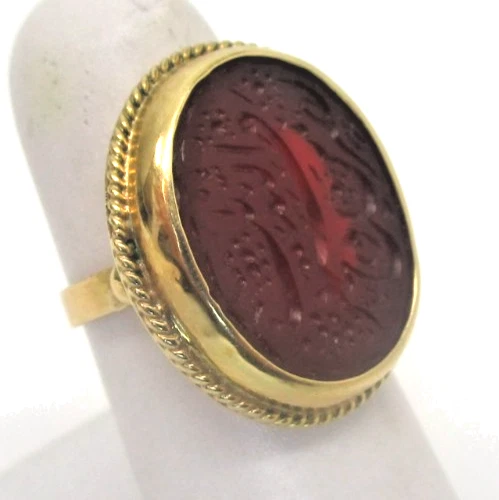 Anillo Cornalina Grabada Árabe Vintage Oro Amarillo 18k Grabado a Mano Talla 7 Foto 2 de 4