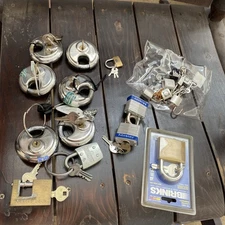 master brinks storage padlock lot all have keys