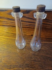 Two Vintage Glass Pompeian Olive Oil Bottle 5 "3/4 Tall With Screw On Metal Lid