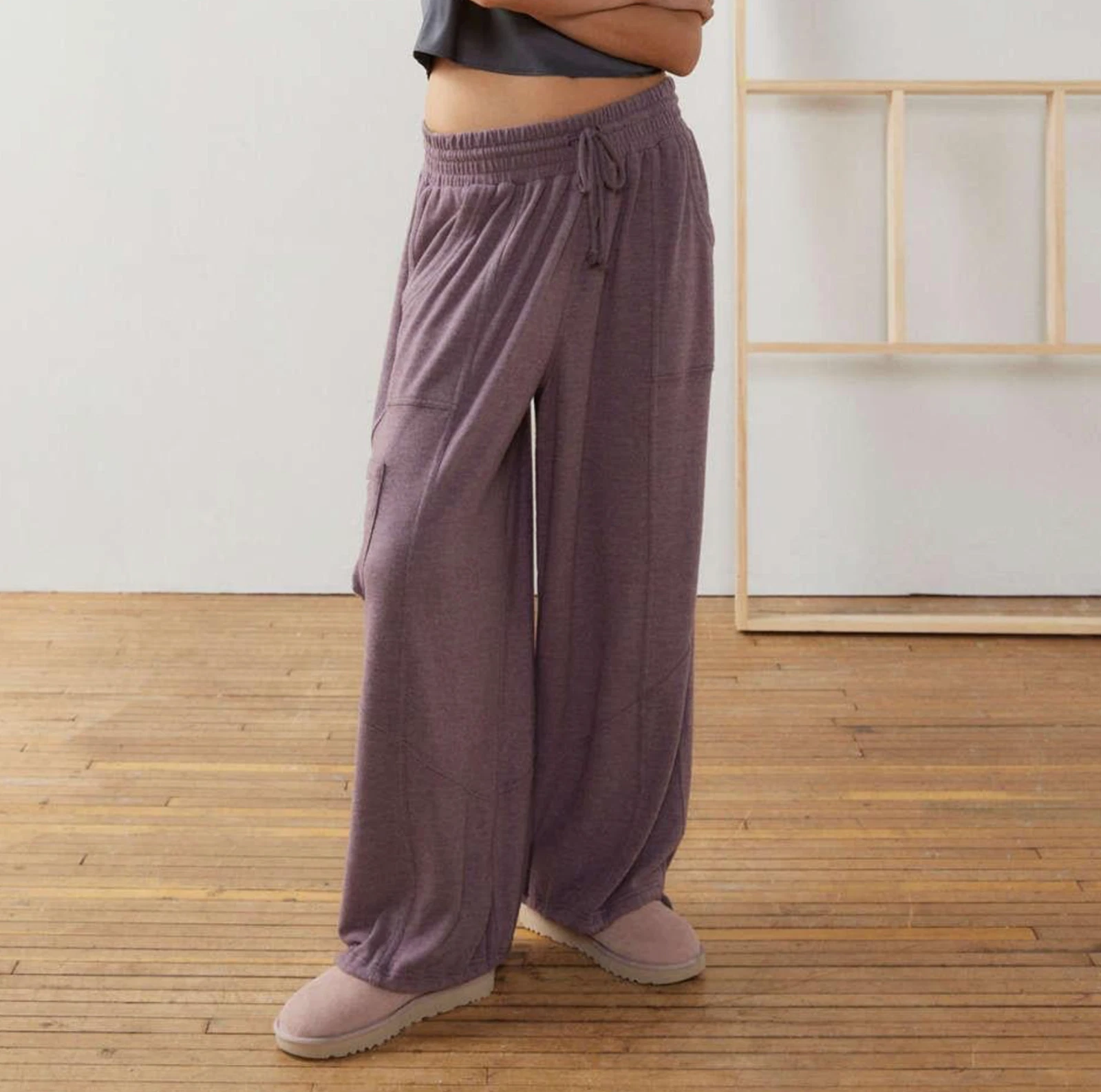 UO Out From Under Plum Soft BouncePlush Cabot Jogger Pant Sz L
Opens in a new window or tab