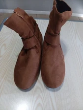 Gianni Bini Shoe Ankle Boot  Brown Tan Suede 6M Low Flat Heel pull-on