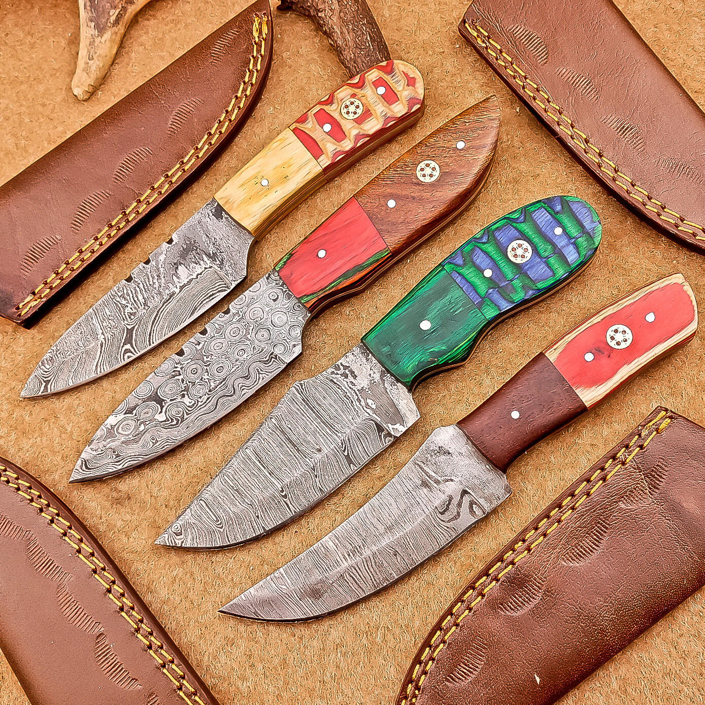 4-Piece Damascus Skinner Knife Set with 8
