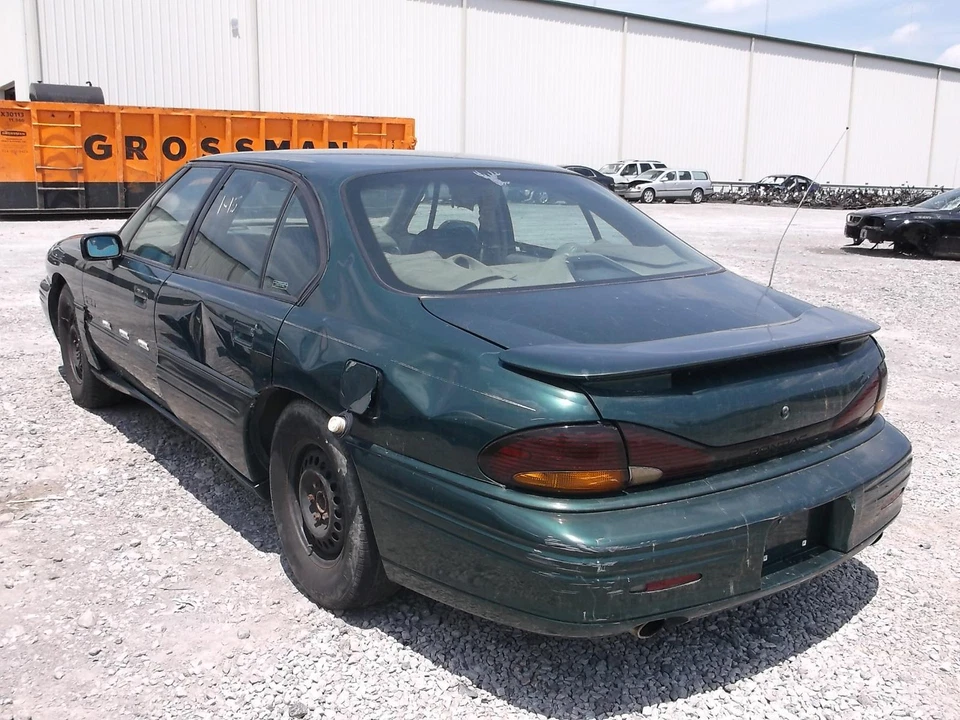 Used Front Grille fits: 1997 Pontiac Bonneville SSE Front Grade A — 第 3/4 张图片