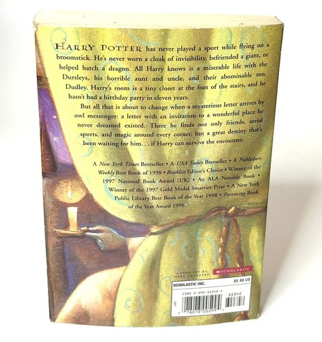 Harry Potter and the Sorcerer's Stone - Year One 1998 Print Paperback - Vintage - Picture 2 of 4