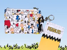 Peanuts Snoopy Flat Wallet Card & Coin Faux Leather Clip-On Keyring Clutch Purse