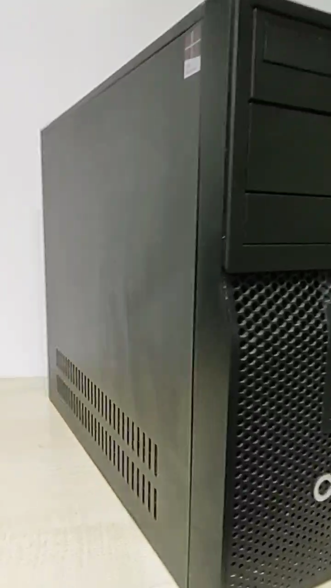Fujitsu Esprimo P556/2/E85+ (MI4W) Core i5 7400, 16GB RAM, 240GB